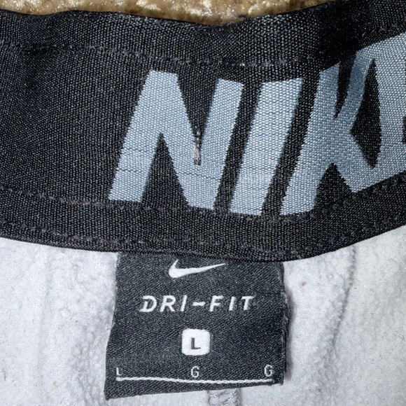 Nike Men's Charcoal Joggers - Picture 2 of 3